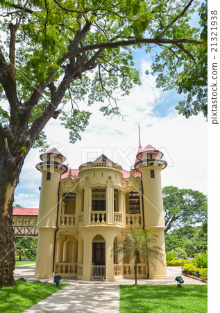 Sanam Chandra Palace 21321938