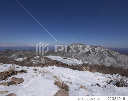 從Akagi-yama Jizo Dake峰頂看Black Hiyama和Onuma 21324946