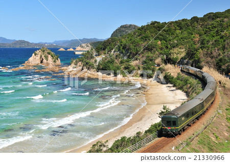 Twilight Express running in the San'in 21330966