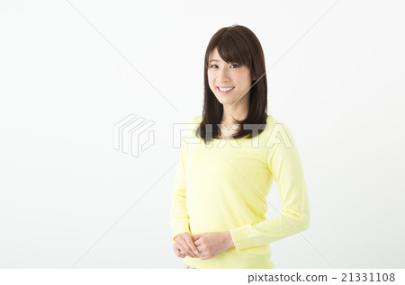 微笑的女人 微笑的女人 21331108