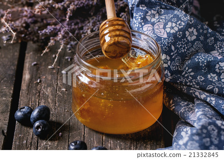 Honey, blueberries and lavender 21332845