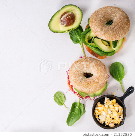 Bagels with salmon and egg Bagels with salmon and egg 21332880