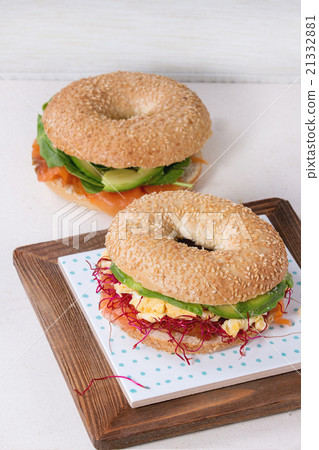 Bagel with salmon and egg Bagel with salmon and egg 21332881