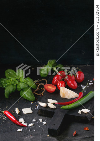 Ingredients for pasta sauce Ingredients for pasta sauce 21332934