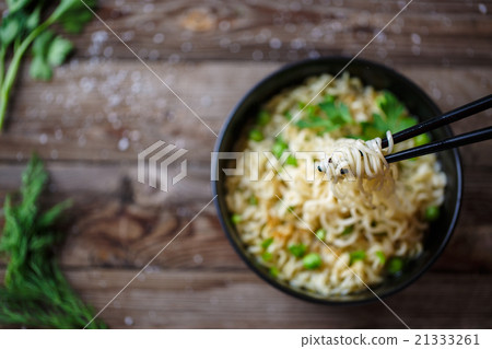 Chow Mein: fried noodles with chicken and Chow Mein: fried noodles with chicken and 21333261