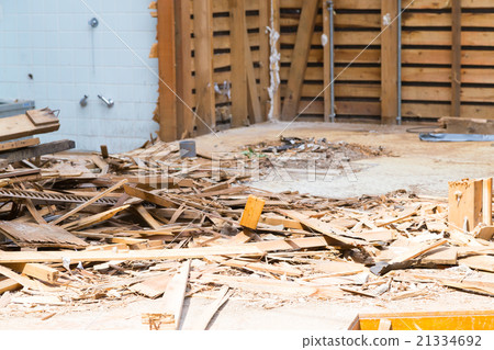 Old-fashioned house dismantlers Contractors break semi-ruined buildings Demolition work Wood waste materials Build-up Japanese architecture Old-fashioned house dismantlers Contractors break semi-ruined buildings Demolition work Wood waste materials Build-up Japanese architecture 21334692