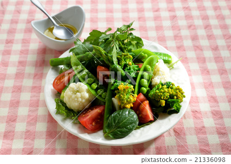 Insarat · mist Italian style mix salad 21336098