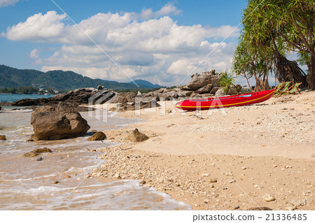 Fishing boat at beautiful sandy beach Fishing boat at beautiful sandy beach 21336485