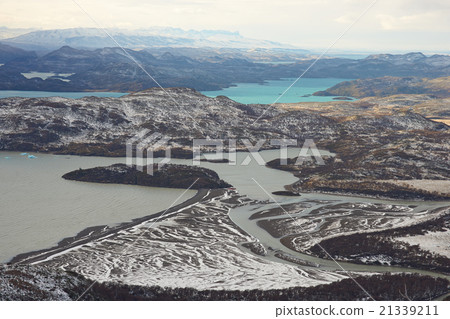 Winter in Torres del Paine Winter in Torres del Paine 21339211