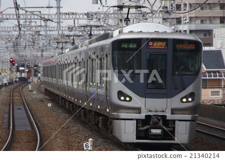 直接在Hanwa線上的225系列列車 直接在Hanwa線上的225系列列車 21340214