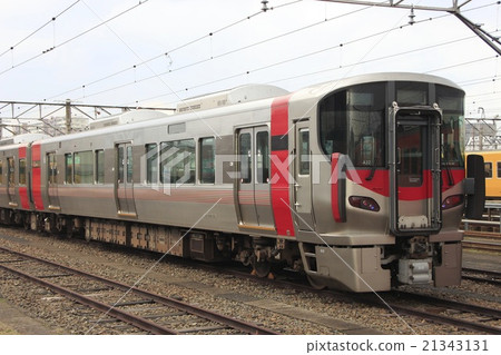 Sanyo Main Line 227 Series Train (Red Wing) 21343131