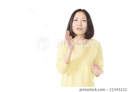 放鬆的小姐 21343212