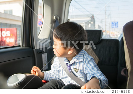 Sit on a child seat Sit on a child seat 21346158