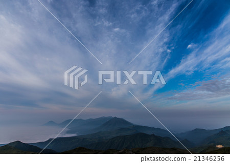 十胜山和雲。從Tomlaussi山。八月。 21346256