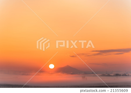 Sky Watarase和Mt. Tsukuba可以生動地燃燒 21355609