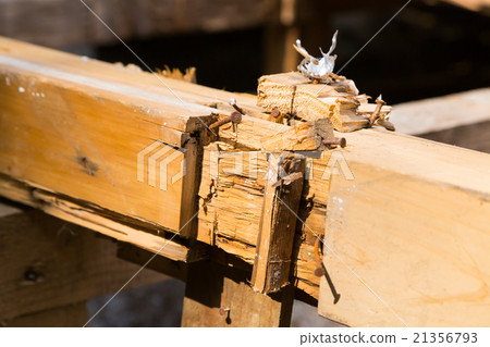 Floorboard foundation laying house demolition trader semi-destructive building to destroy houses dismantling work wood waste material disrupting Japanese architecture 21356793