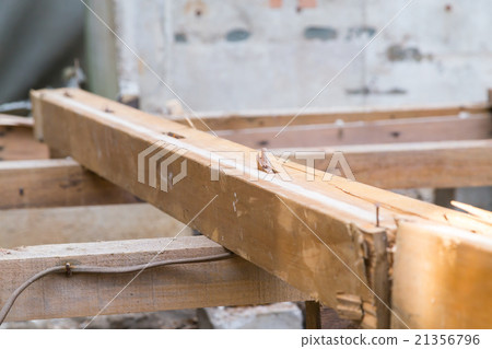 Floorboard foundation laying house demolition trader semi-destructive building to destroy houses dismantling work wood waste material disrupting Japanese architecture 21356796