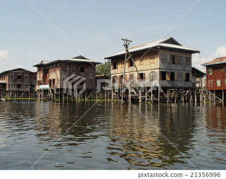 Lakeside Settlement (Inle Lake / Myanmar) Lakeside Settlement (Inle Lake / Myanmar) 21356996