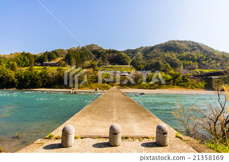 Kochi prefecture Shimanto City middle-aged house sink bridge 21358169