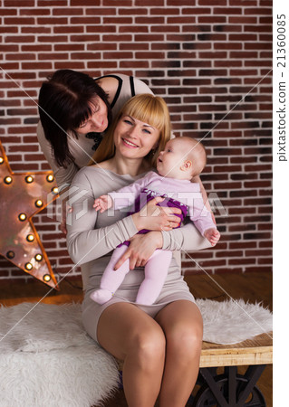 Generation of family Generation of family 21360085