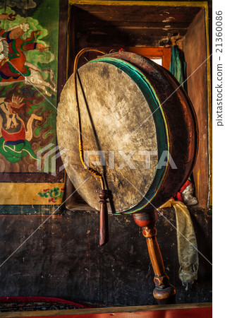 Gong in Lamayuru gompa, Ladakh, India Gong in Lamayuru gompa, Ladakh, India 21360086