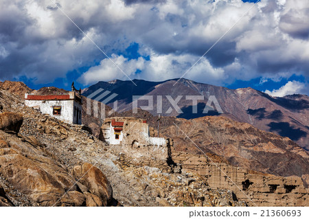 Village house in Himalayas Village house in Himalayas 21360693