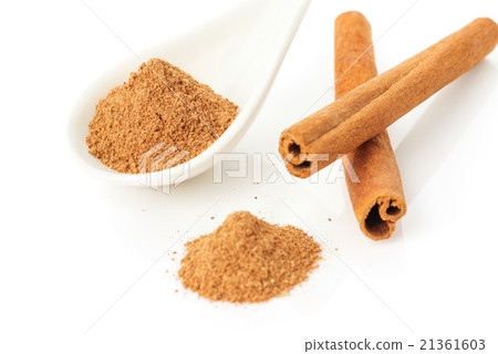 Cinnamon sticks and powder on white background 21361603