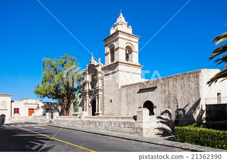 Yanahuara Church Yanahuara Church 21362390