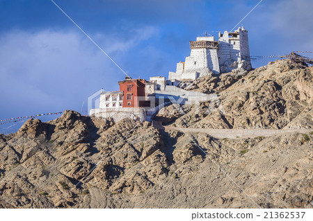 Namgyal Tsemo Gompa 21362537
