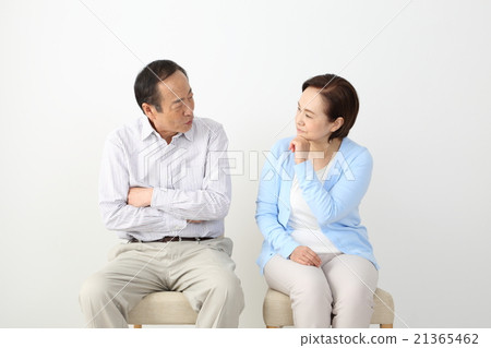 An old couple discussing An old couple discussing 21365462