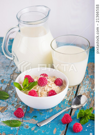 Oat flakes 21366588