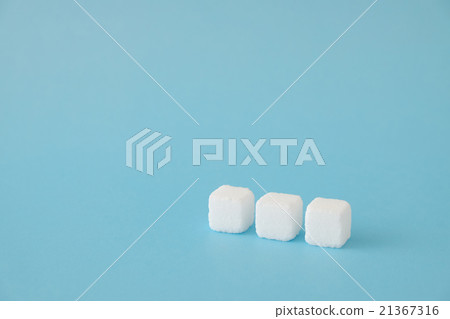 Cube sugar 21367316