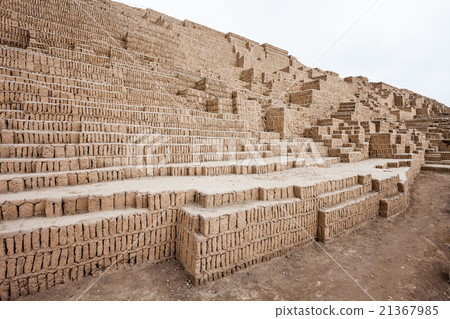 Huaca Pucllana, Lima 21367985