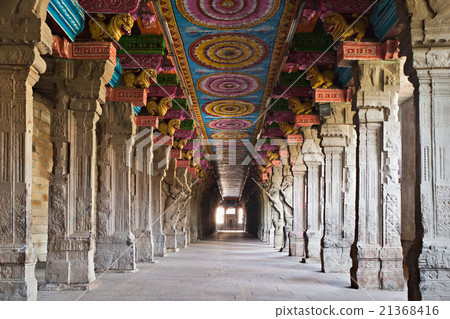 Inside Meenakshi temple Inside Meenakshi temple 21368416