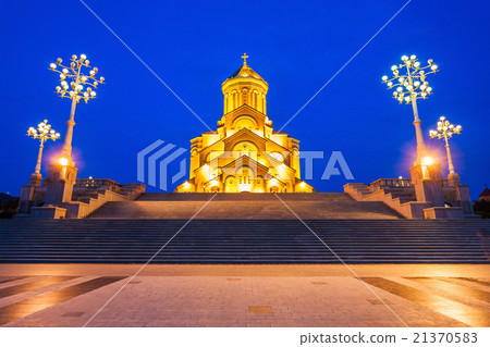 Holy Trinity Cathedral 21370583