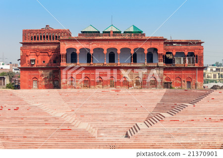 Hussainabad Picture Gallery 21370901