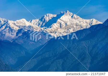 Kangchenjunga mountain view 21371047