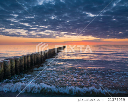 Sunset 21373959