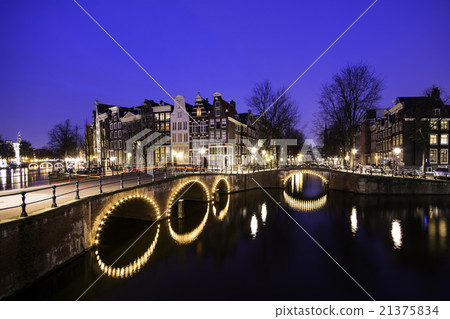Night view of the canal of the Netherlands Amsterdam Night view of the canal of the Netherlands Amsterdam 21375834