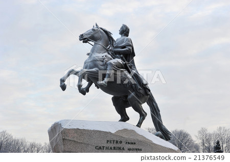 ST. PETERSBURG, RUSSIA - JANUARY 09, 2016 ST. PETERSBURG, RUSSIA - JANUARY 09, 2016 21376549