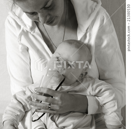 Inhalation child infant under one year Inhalation child infant under one year 21380530