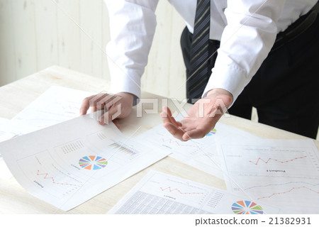 Business image - meeting 21382931