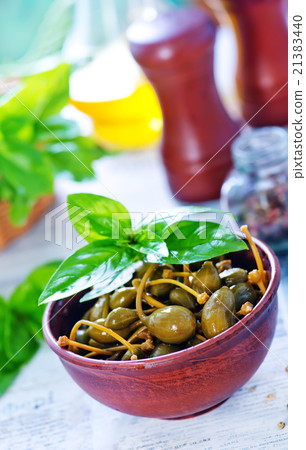 capers 21383440
