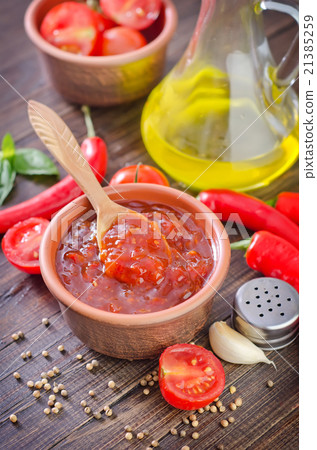 tomato sauce tomato sauce 21385259