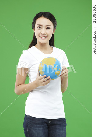 Cute little girl gesture 21386636