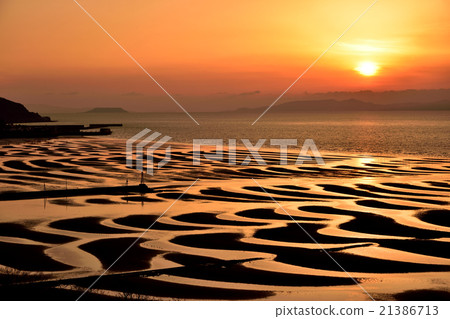 Evening scenery of the coast of Kumamoto Ogiki 21386713