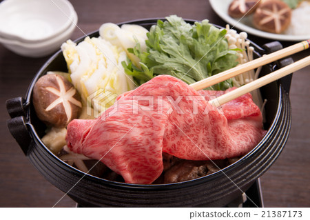 Kuroge Wagyu牛肉結霜肩玫瑰壽喜燒 21387173