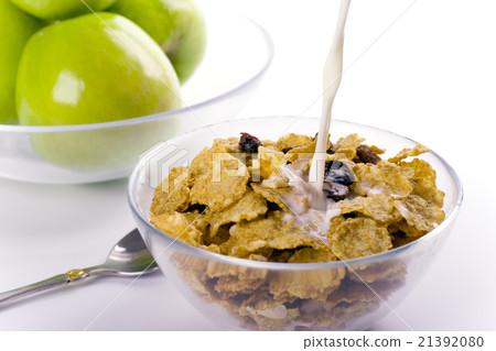 healthy breakfast 21392080