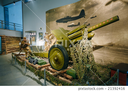 Crossing Soviet Russian cannon across the river on Crossing Soviet Russian cannon across the river on 21392416