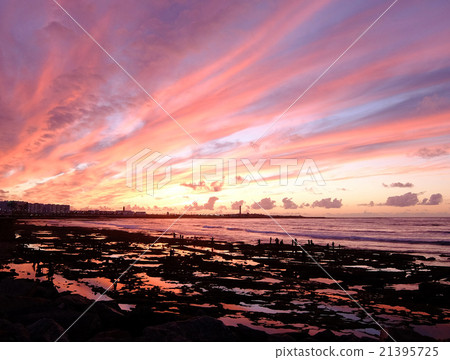 Sunset of Casablanca (sideways) 21395725